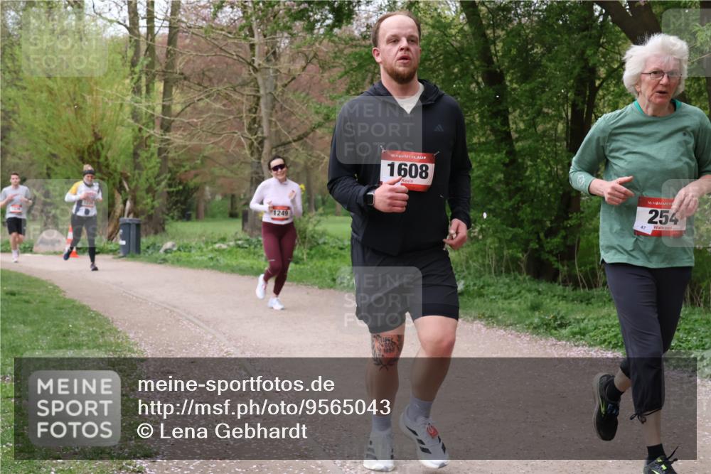 19.04.2026 - Hammer Lauf Lena Gebhardt http://msf.ph/oto/9565043 19.04.2026 10:42:07 Laufen 1249, 16, 1608, 800, 1958, 16, 254, 47 meine-sportfotos.de