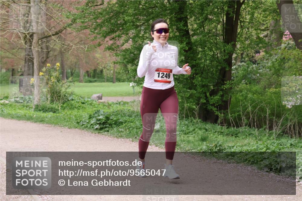 19.04.2026 - Hammer Lauf Lena Gebhardt http://msf.ph/oto/9565047 19.04.2026 10:42:09 Laufen 16, 1249 meine-sportfotos.de