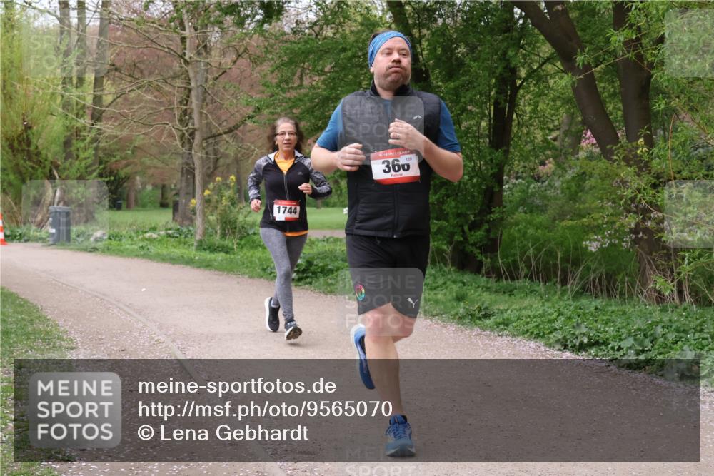 19.04.2026 - Hammer Lauf Lena Gebhardt http://msf.ph/oto/9565070 19.04.2026 10:42:30 Laufen 1744, 16, 360 meine-sportfotos.de