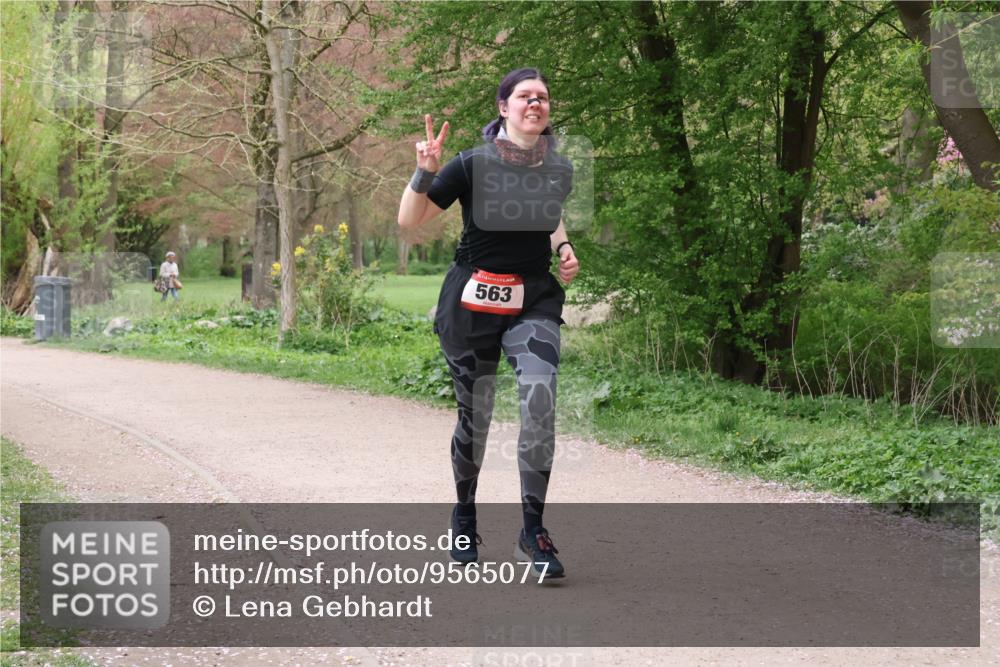 19.04.2026 - Hammer Lauf Lena Gebhardt http://msf.ph/oto/9565077 19.04.2026 10:42:36 Laufen 563 meine-sportfotos.de