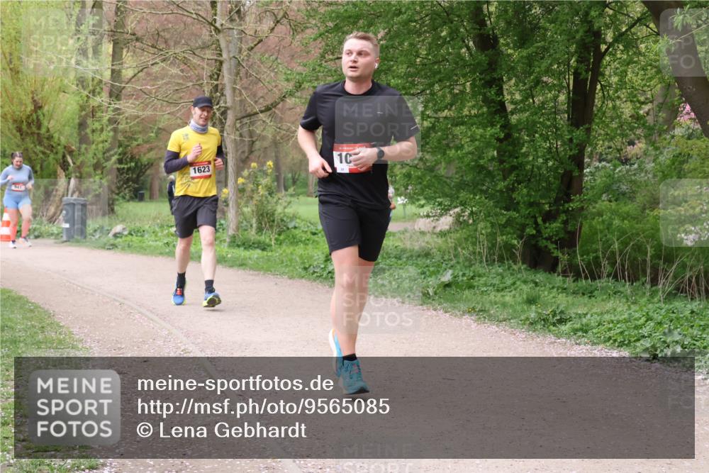 19.04.2026 - Hammer Lauf Lena Gebhardt http://msf.ph/oto/9565085 19.04.2026 10:42:48 Laufen 1623, 16, 10, 28 meine-sportfotos.de