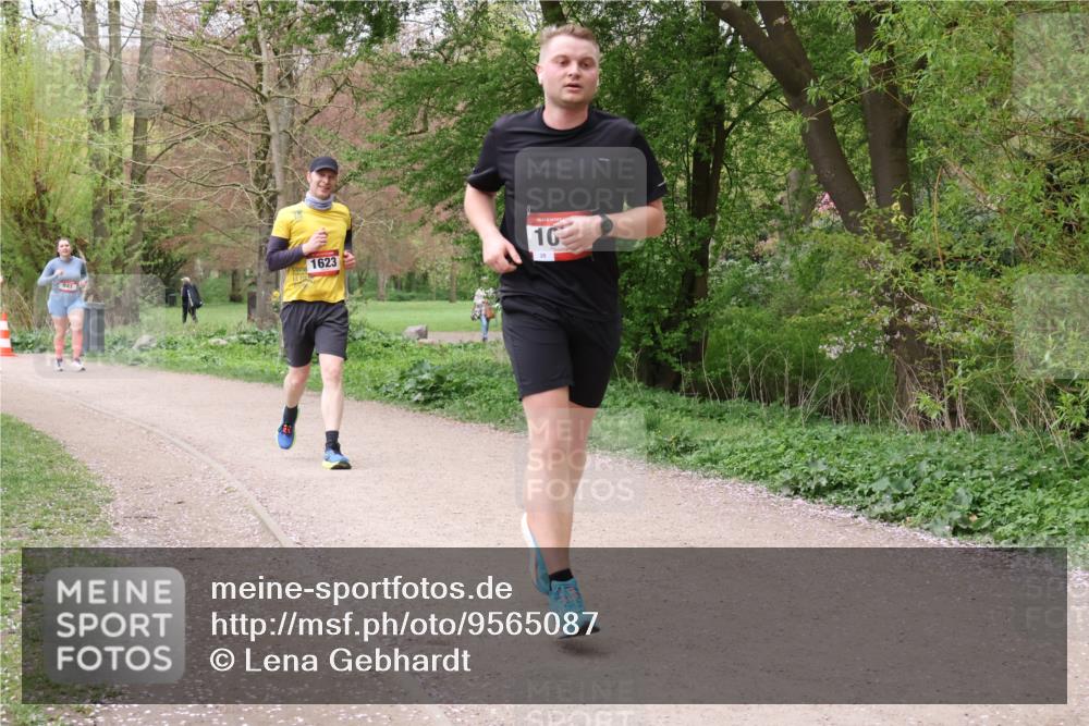 19.04.2026 - Hammer Lauf Lena Gebhardt http://msf.ph/oto/9565087 19.04.2026 10:42:49 Laufen 941, 1623, 16, 10 meine-sportfotos.de