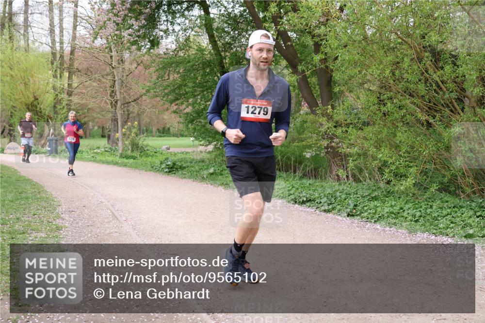 19.04.2026 - Hammer Lauf Lena Gebhardt http://msf.ph/oto/9565102 19.04.2026 10:43:02 Laufen 1219, 579, 16, 1279 meine-sportfotos.de