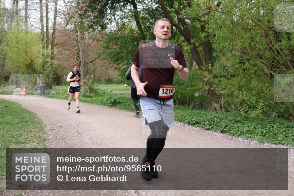 19.04.2026 - Hammer Lauf Lena Gebhardt http://msf.ph/oto/9565110 19.04.2026 10:43:08 Laufen 16, 1216 meine-sportfotos.de