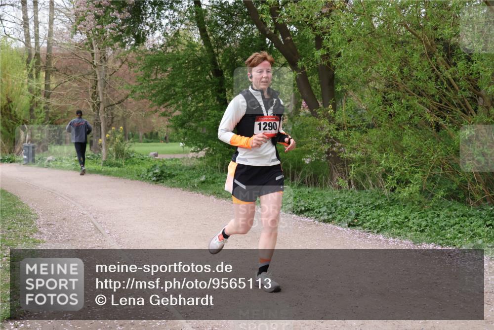 19.04.2026 - Hammer Lauf Lena Gebhardt http://msf.ph/oto/9565113 19.04.2026 10:43:11 Laufen 1290 meine-sportfotos.de