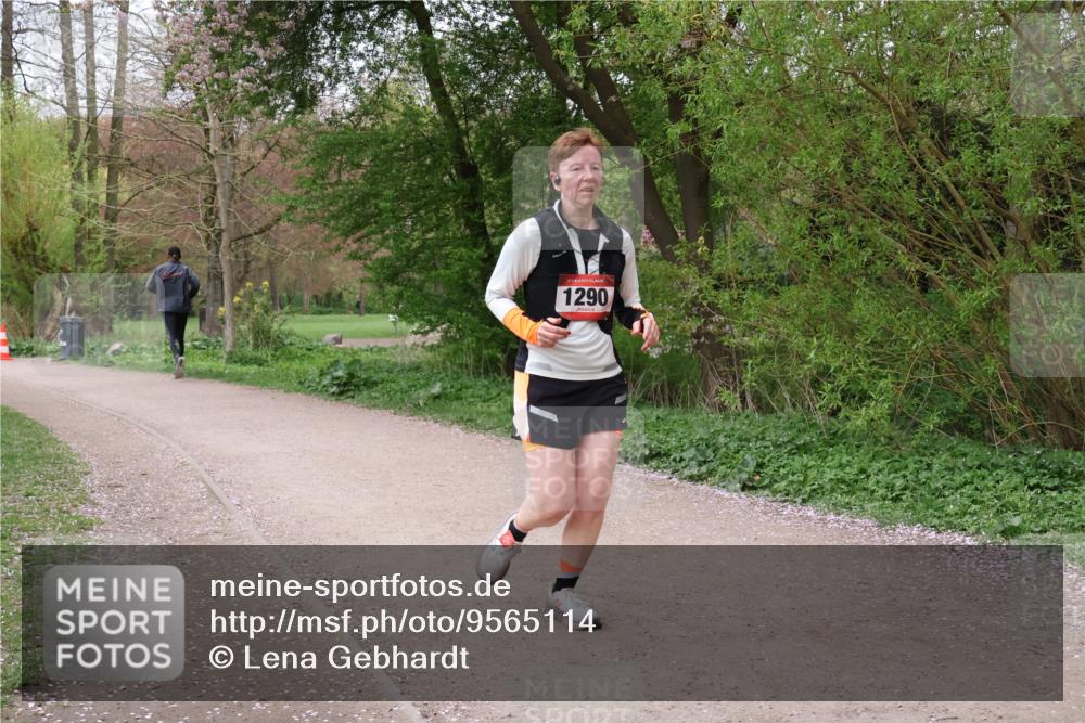 19.04.2026 - Hammer Lauf Lena Gebhardt http://msf.ph/oto/9565114 19.04.2026 10:43:11 Laufen 16, 1290 meine-sportfotos.de