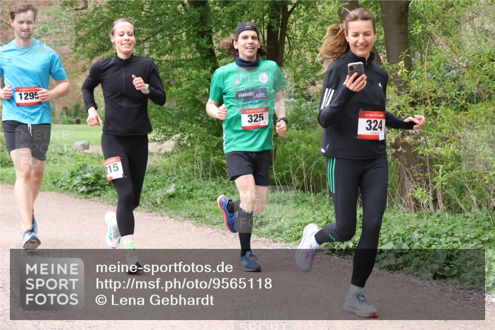 19.04.2026 - Hammer Lauf Lena Gebhardt http://msf.ph/oto/9565118 19.04.2026 10:43:19 Laufen 1295, 215, 325, 16, 324 meine-sportfotos.de