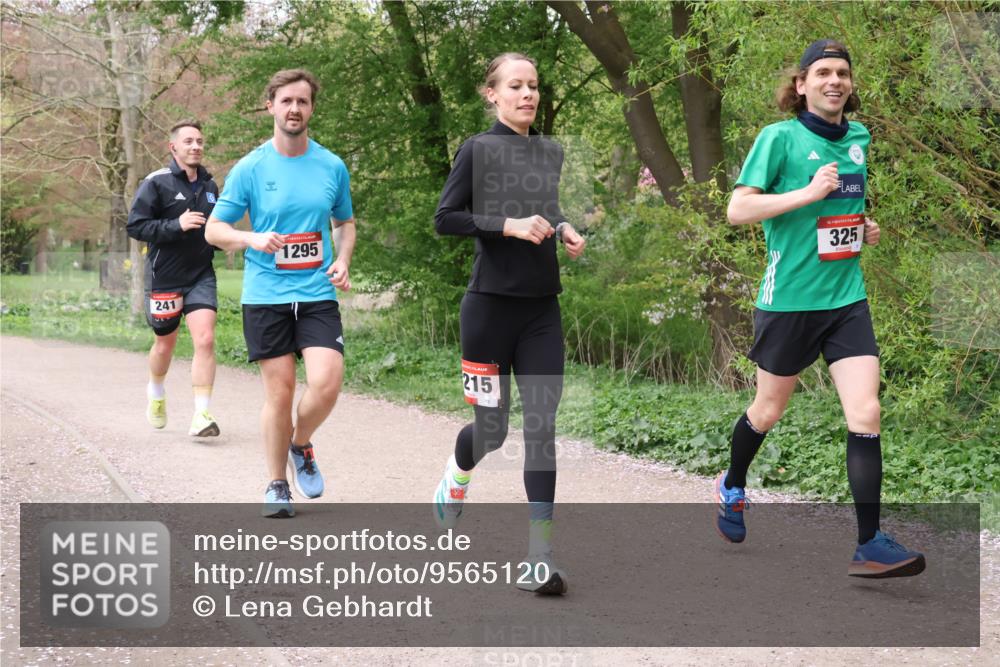19.04.2026 - Hammer Lauf Lena Gebhardt http://msf.ph/oto/9565120 19.04.2026 10:43:20 Laufen 241, 1295, 215, 325 meine-sportfotos.de