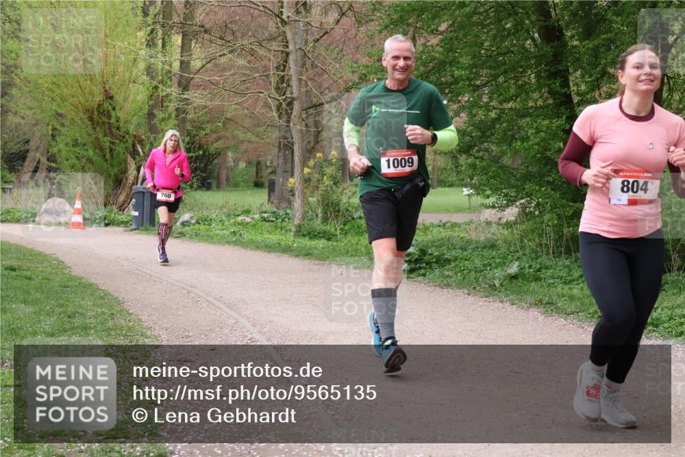 19.04.2026 - Hammer Lauf Lena Gebhardt http://msf.ph/oto/9565135 19.04.2026 10:43:49 Laufen 760, 1009, 16, 804, 19 meine-sportfotos.de