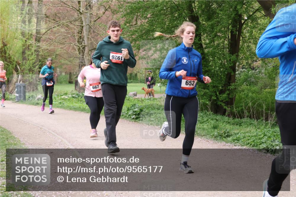 19.04.2026 - Hammer Lauf Lena Gebhardt http://msf.ph/oto/9565177 19.04.2026 10:44:55 Laufen 126, 667, 1926, 16, 652 meine-sportfotos.de