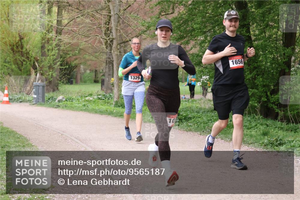 19.04.2026 - Hammer Lauf Lena Gebhardt http://msf.ph/oto/9565187 19.04.2026 10:45:07 Laufen 1329, 16, 10, 1656 meine-sportfotos.de