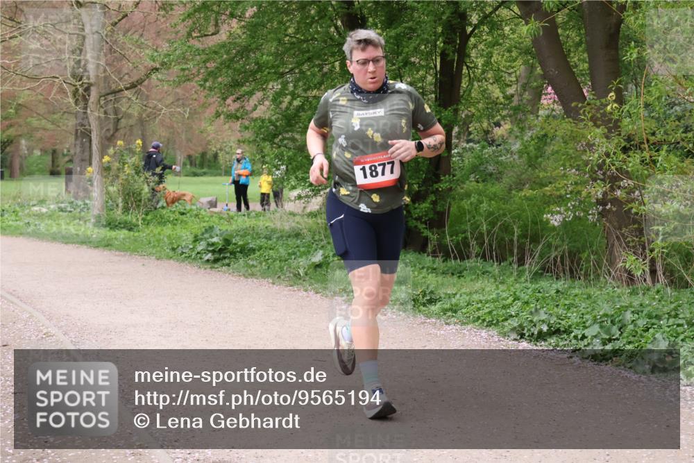 19.04.2026 - Hammer Lauf Lena Gebhardt http://msf.ph/oto/9565194 19.04.2026 10:45:24 Laufen 16, 1877 meine-sportfotos.de