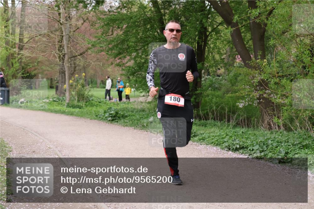 19.04.2026 - Hammer Lauf Lena Gebhardt http://msf.ph/oto/9565200 19.04.2026 10:45:37 Laufen 180 meine-sportfotos.de