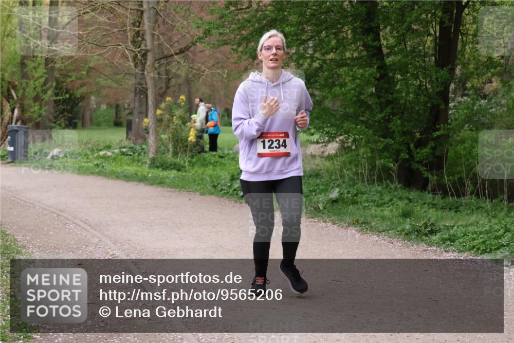19.04.2026 - Hammer Lauf Lena Gebhardt http://msf.ph/oto/9565206 19.04.2026 10:45:54 Laufen 16, 1234 meine-sportfotos.de
