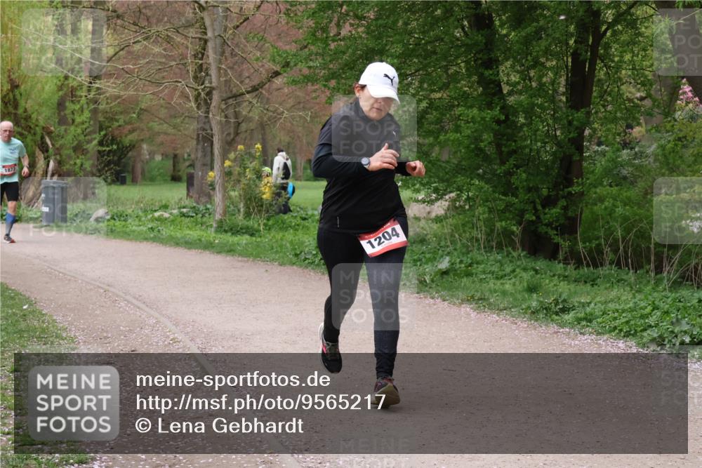 19.04.2026 - Hammer Lauf Lena Gebhardt http://msf.ph/oto/9565217 19.04.2026 10:46:20 Laufen 1872, 1204 meine-sportfotos.de