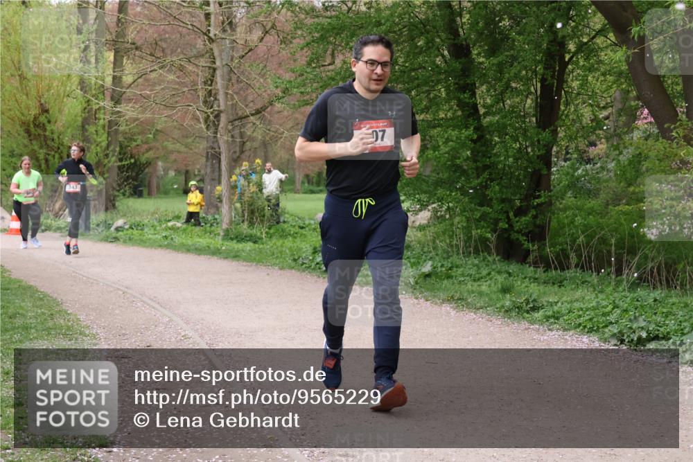 19.04.2026 - Hammer Lauf Lena Gebhardt http://msf.ph/oto/9565229 19.04.2026 10:46:42 Laufen 343, 97 meine-sportfotos.de