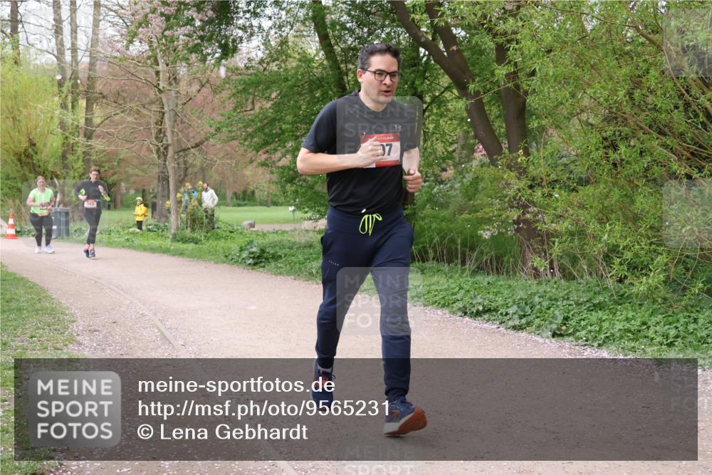 19.04.2026 - Hammer Lauf Lena Gebhardt http://msf.ph/oto/9565231 19.04.2026 10:46:42 Laufen 37 meine-sportfotos.de