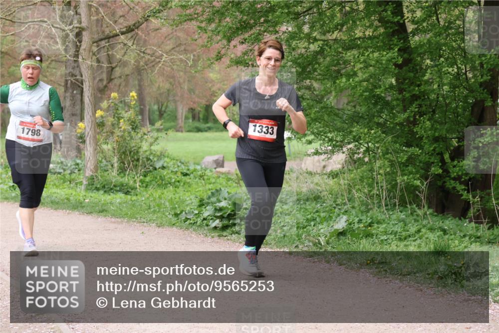 19.04.2026 - Hammer Lauf Lena Gebhardt http://msf.ph/oto/9565253 19.04.2026 10:47:18 Laufen 1798, 1333 meine-sportfotos.de