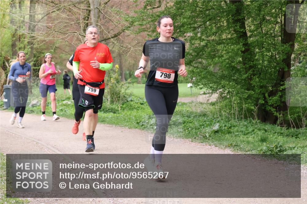 19.04.2026 - Hammer Lauf Lena Gebhardt http://msf.ph/oto/9565267 19.04.2026 10:47:30 Laufen 584, 877, 759, 16, 798 meine-sportfotos.de