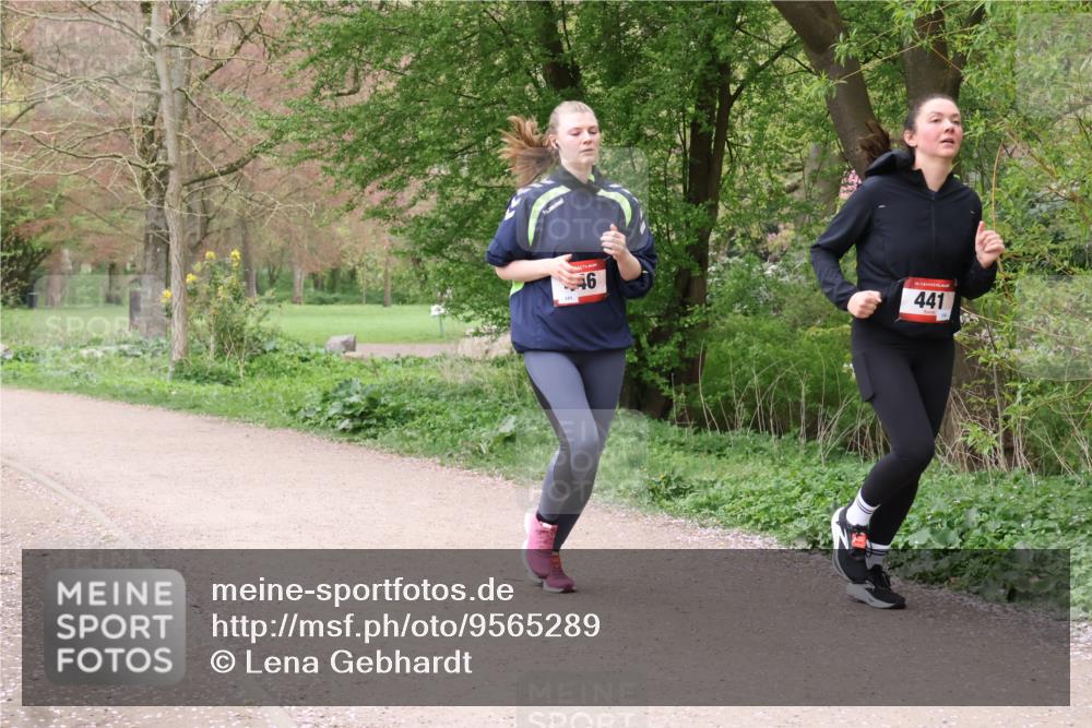 19.04.2026 - Hammer Lauf Lena Gebhardt http://msf.ph/oto/9565289 19.04.2026 10:47:59 Laufen 141, 46, 441 meine-sportfotos.de