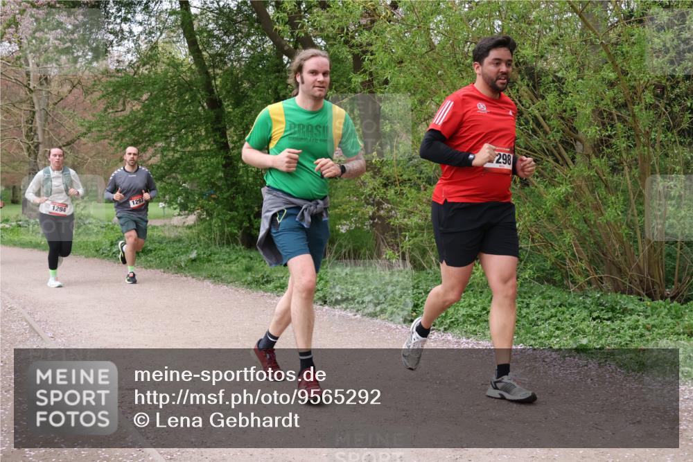 19.04.2026 - Hammer Lauf Lena Gebhardt http://msf.ph/oto/9565292 19.04.2026 10:48:10 Laufen 1294, 1293, 298 meine-sportfotos.de