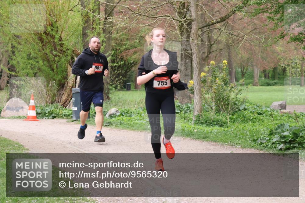 19.04.2026 - Hammer Lauf Lena Gebhardt http://msf.ph/oto/9565320 19.04.2026 10:49:08 Laufen 901, 755 meine-sportfotos.de