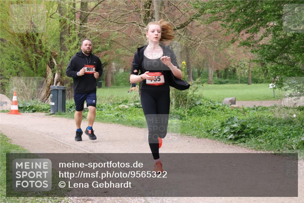 19.04.2026 - Hammer Lauf Lena Gebhardt http://msf.ph/oto/9565322 19.04.2026 10:49:09 Laufen 901, 55 meine-sportfotos.de