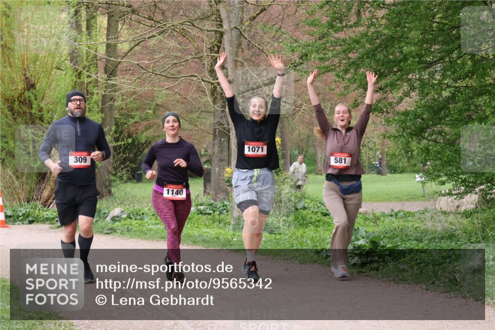 19.04.2026 - Hammer Lauf Lena Gebhardt http://msf.ph/oto/9565342 19.04.2026 10:49:35 Laufen 309, 1140, 1071, 581 meine-sportfotos.de