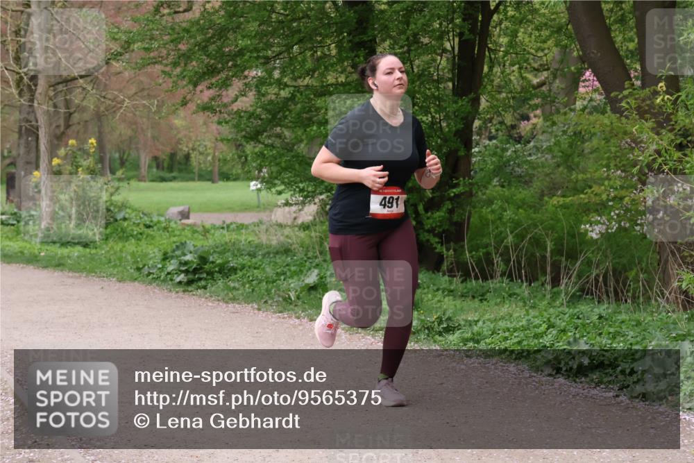 19.04.2026 - Hammer Lauf Lena Gebhardt http://msf.ph/oto/9565375 19.04.2026 10:50:30 Laufen 16, 491 meine-sportfotos.de