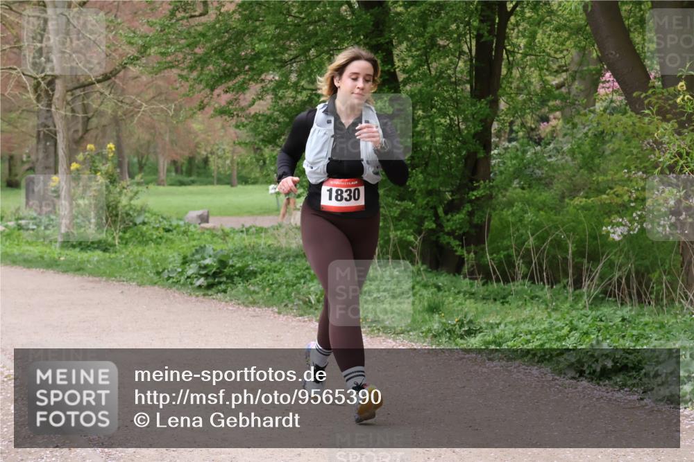 19.04.2026 - Hammer Lauf Lena Gebhardt http://msf.ph/oto/9565390 19.04.2026 10:51:00 Laufen 16, 1830 meine-sportfotos.de