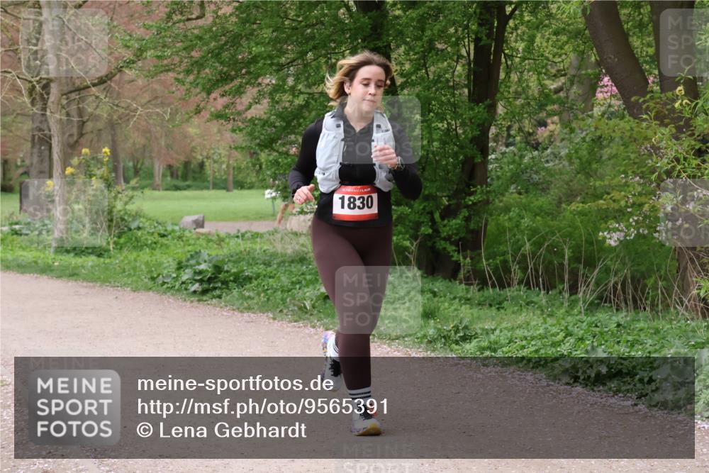 19.04.2026 - Hammer Lauf Lena Gebhardt http://msf.ph/oto/9565391 19.04.2026 10:51:00 Laufen 1830 meine-sportfotos.de
