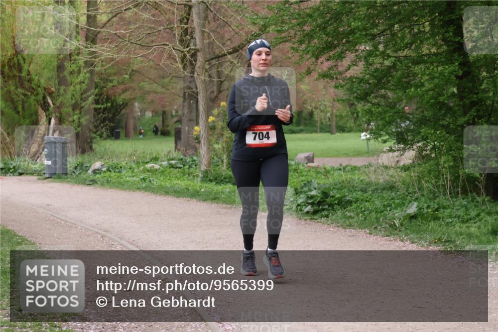 19.04.2026 - Hammer Lauf Lena Gebhardt http://msf.ph/oto/9565399 19.04.2026 10:51:10 Laufen 16, 704 meine-sportfotos.de