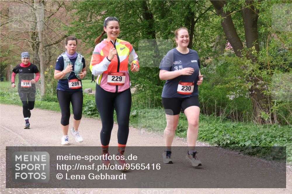 19.04.2026 - Hammer Lauf Lena Gebhardt http://msf.ph/oto/9565416 19.04.2026 10:51:47 Laufen 116, 289, 16, 229, 35, 230 meine-sportfotos.de