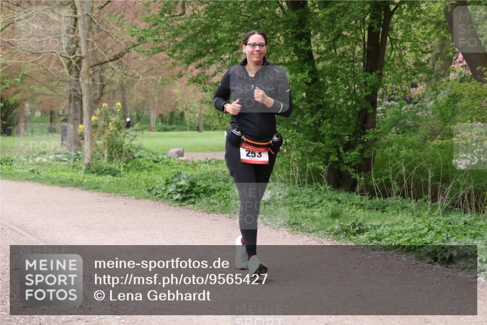 19.04.2026 - Hammer Lauf Lena Gebhardt http://msf.ph/oto/9565427 19.04.2026 10:51:52 Laufen 253 meine-sportfotos.de
