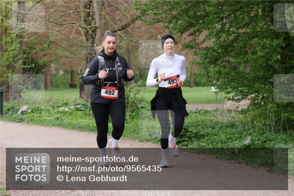19.04.2026 - Hammer Lauf Lena Gebhardt http://msf.ph/oto/9565435 19.04.2026 10:52:10 Laufen 16, 492, 493 meine-sportfotos.de