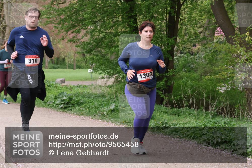 19.04.2026 - Hammer Lauf Lena Gebhardt http://msf.ph/oto/9565458 19.04.2026 10:53:06 Laufen 210, 16, 310, 16, 1303 meine-sportfotos.de