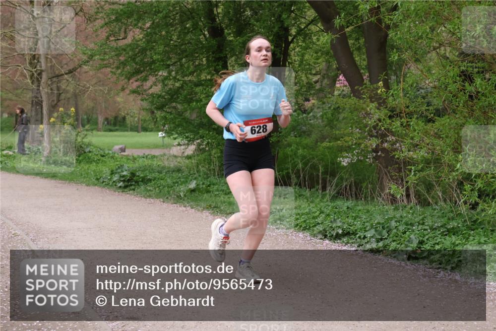 19.04.2026 - Hammer Lauf Lena Gebhardt http://msf.ph/oto/9565473 19.04.2026 10:53:21 Laufen 16, 628 meine-sportfotos.de