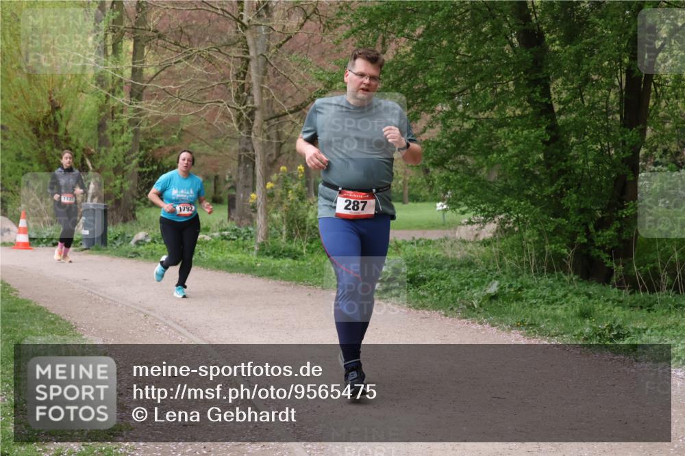 19.04.2026 - Hammer Lauf Lena Gebhardt http://msf.ph/oto/9565475 19.04.2026 10:53:38 Laufen 1735, 1792, 287 meine-sportfotos.de