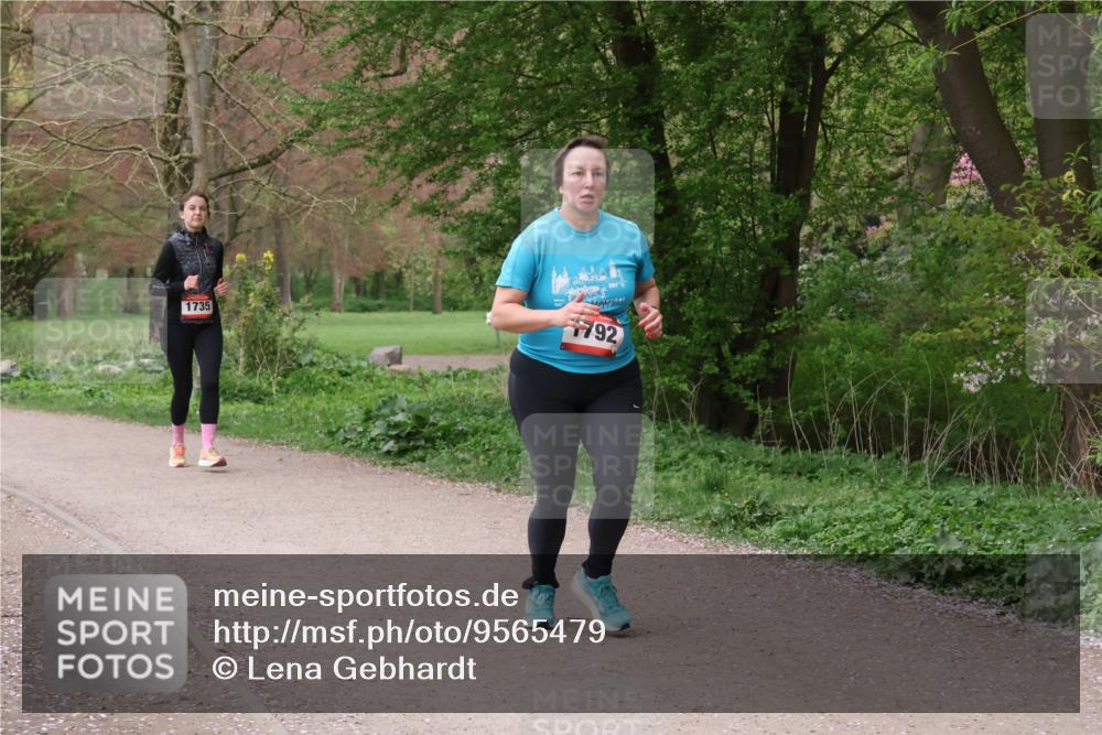 19.04.2026 - Hammer Lauf Lena Gebhardt http://msf.ph/oto/9565479 19.04.2026 10:53:42 Laufen 1735, 792 meine-sportfotos.de