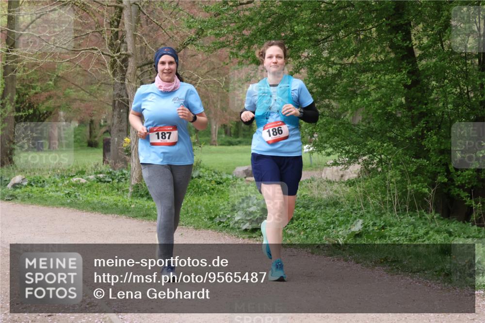 19.04.2026 - Hammer Lauf Lena Gebhardt http://msf.ph/oto/9565487 19.04.2026 10:53:49 Laufen 187, 186 meine-sportfotos.de