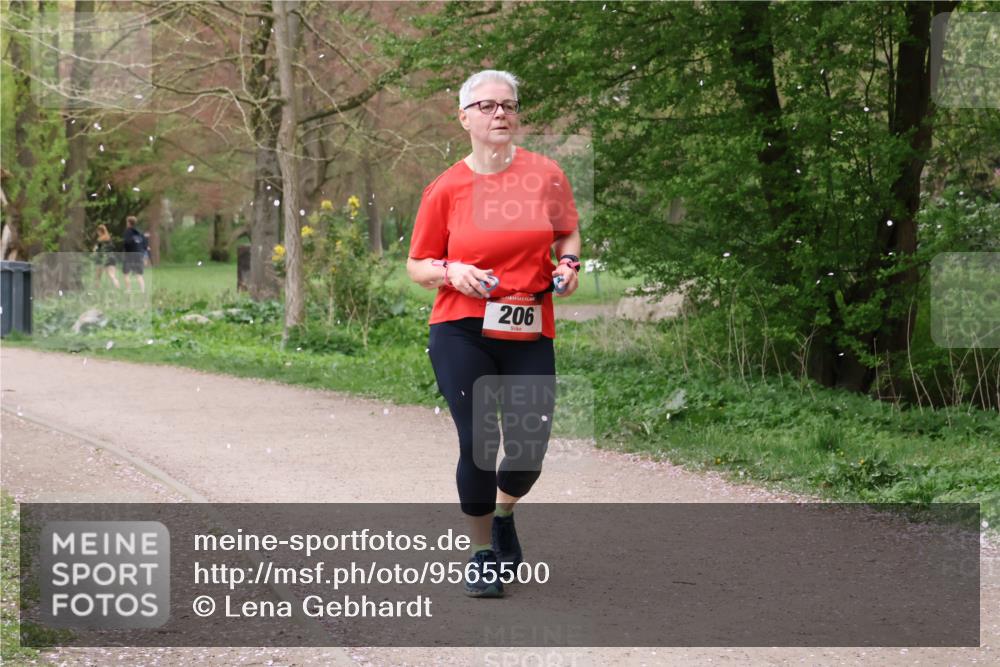 19.04.2026 - Hammer Lauf Lena Gebhardt http://msf.ph/oto/9565500 19.04.2026 10:54:31 Laufen 206 meine-sportfotos.de