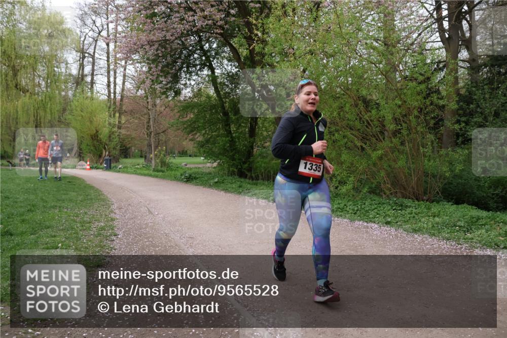 19.04.2026 - Hammer Lauf Lena Gebhardt http://msf.ph/oto/9565528 19.04.2026 10:55:45 Laufen 1335 meine-sportfotos.de