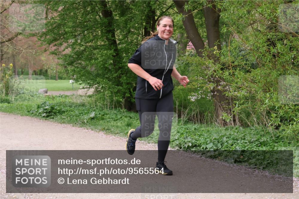 19.04.2026 - Hammer Lauf Lena Gebhardt http://msf.ph/oto/9565564 19.04.2026 10:57:26 Laufen  meine-sportfotos.de