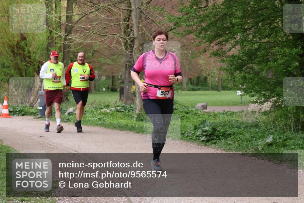 19.04.2026 - Hammer Lauf Lena Gebhardt http://msf.ph/oto/9565574 19.04.2026 10:58:13 Laufen 1818, 16, 557 meine-sportfotos.de