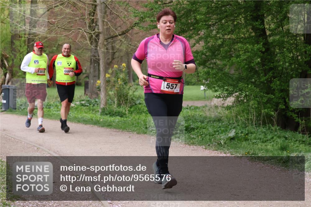 19.04.2026 - Hammer Lauf Lena Gebhardt http://msf.ph/oto/9565576 19.04.2026 10:58:14 Laufen 1818, 16, 557, 10 meine-sportfotos.de