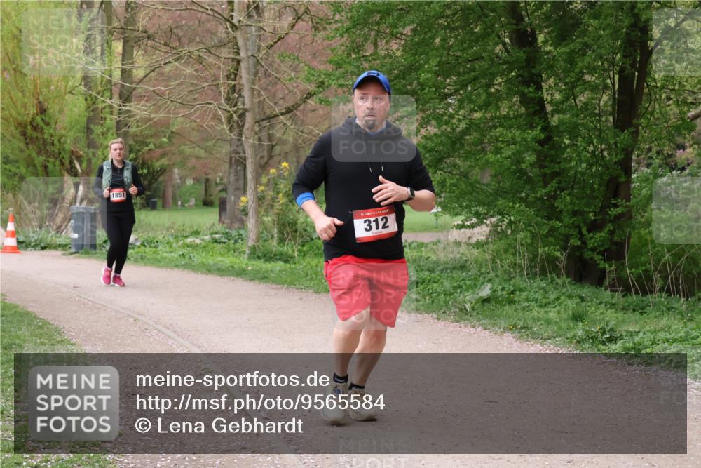 19.04.2026 - Hammer Lauf Lena Gebhardt http://msf.ph/oto/9565584 19.04.2026 10:58:25 Laufen 1851, 16, 312 meine-sportfotos.de