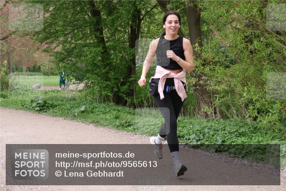 19.04.2026 - Hammer Lauf Lena Gebhardt http://msf.ph/oto/9565613 19.04.2026 10:59:02 Laufen  meine-sportfotos.de