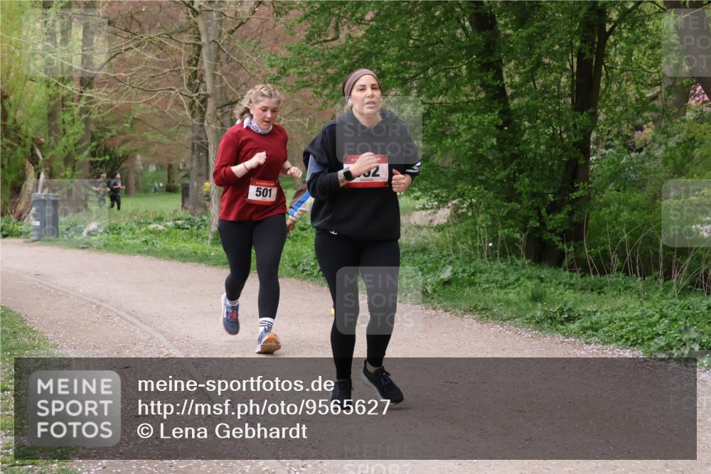 19.04.2026 - Hammer Lauf Lena Gebhardt http://msf.ph/oto/9565627 19.04.2026 10:59:34 Laufen 501, 2 meine-sportfotos.de