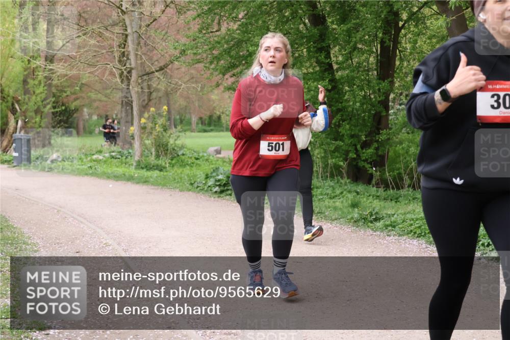 19.04.2026 - Hammer Lauf Lena Gebhardt http://msf.ph/oto/9565629 19.04.2026 10:59:35 Laufen 16, 501, 16, 30 meine-sportfotos.de