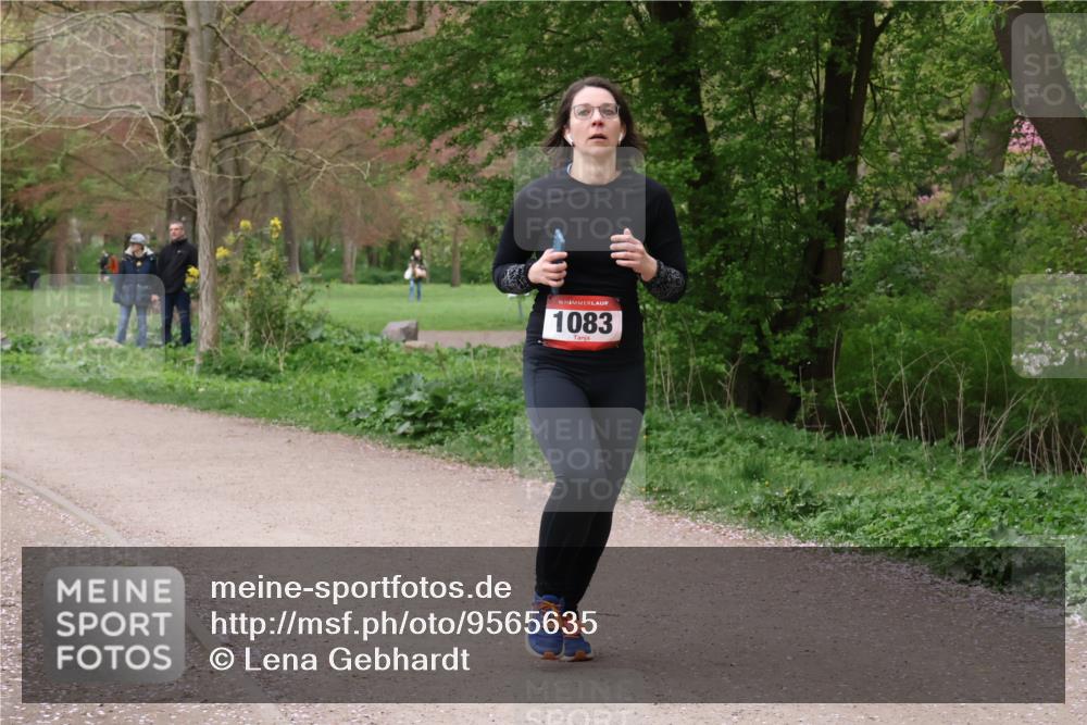 19.04.2026 - Hammer Lauf Lena Gebhardt http://msf.ph/oto/9565635 19.04.2026 11:00:07 Laufen 16, 1083 meine-sportfotos.de
